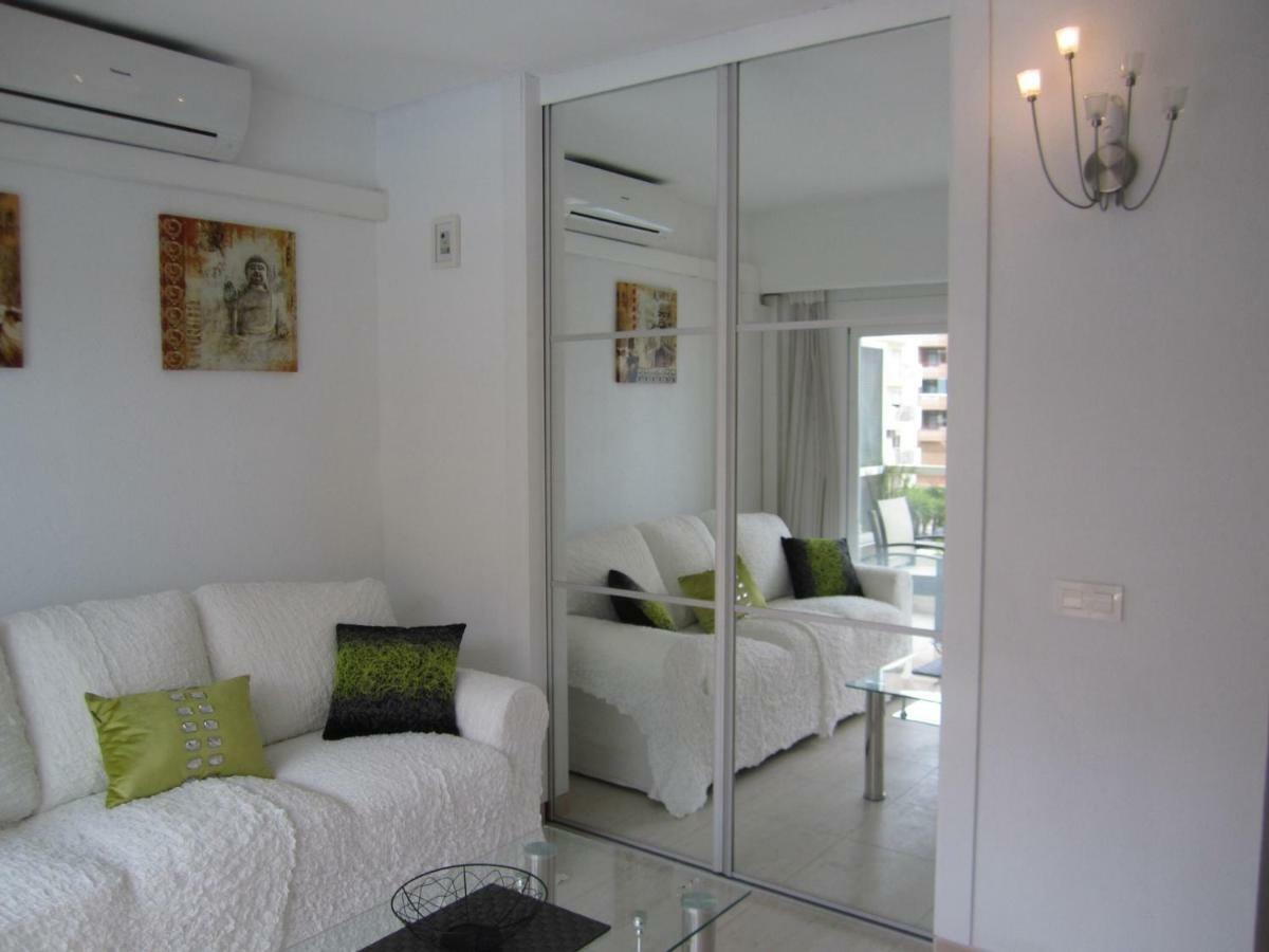 Hotel Apartamento Pyr Fuengirola Private Sunny Pool Side Extérieur photo