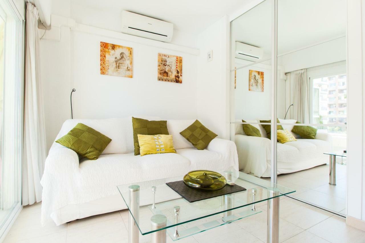 Hotel Apartamento Pyr Fuengirola Private Sunny Pool Side Extérieur photo